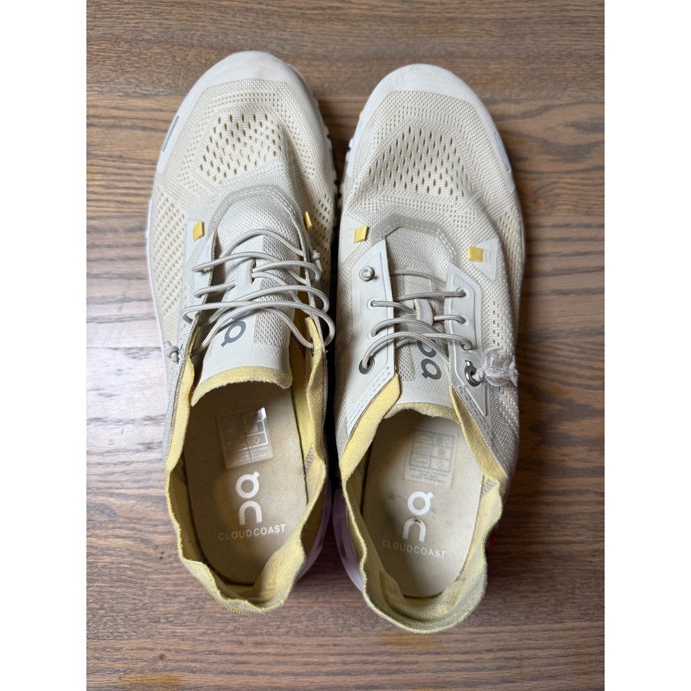 On Cloudcoast Mens 10 Cream Mustard Yellow Lightweight Travel Sneakers Shoes